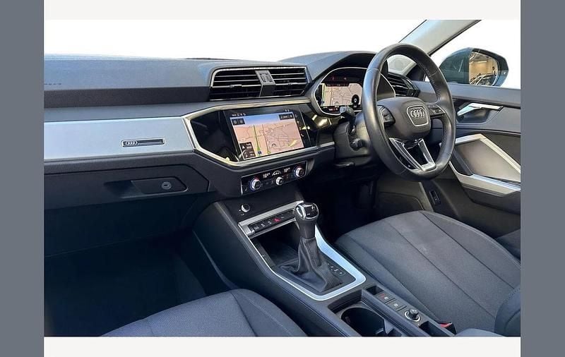 Used Audi Q3 Comfort 150 HP (110 kW) 2023 Nano grey SUV