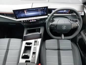 New Vauxhall Grandland X Ultimate 136 HP (100 kW) 2025 Two coat premium metallic  spectrum blue SUV