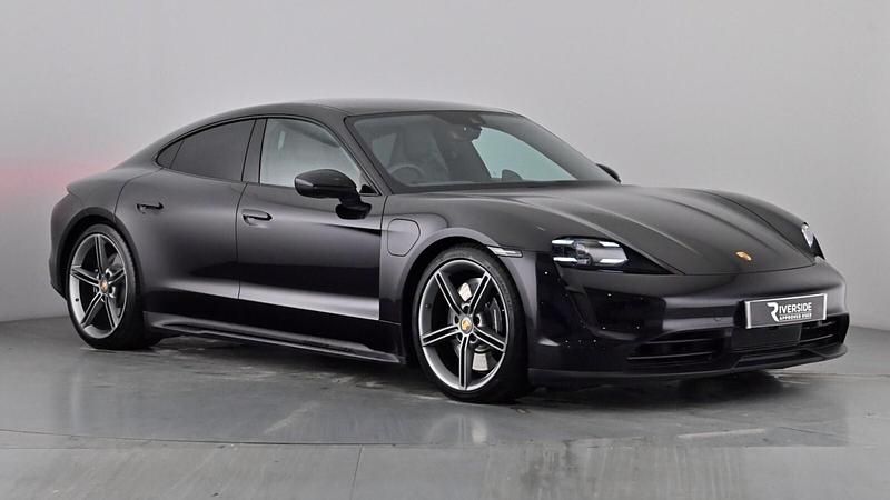 Used Porsche Taycan Performance Package 419 kW (571 HP) 2021 Jet black Sedan