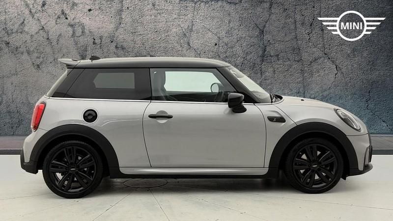 Usado Mini Cooper S Hatch 176 HP (129 kW) 2023 Prateado Citadino