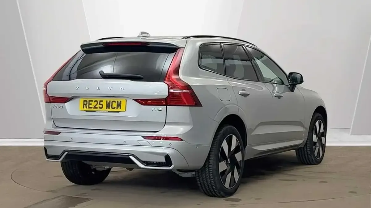 Used Volvo XC60 Ultra 449 HP (330 kW) 2025 Silver SUV