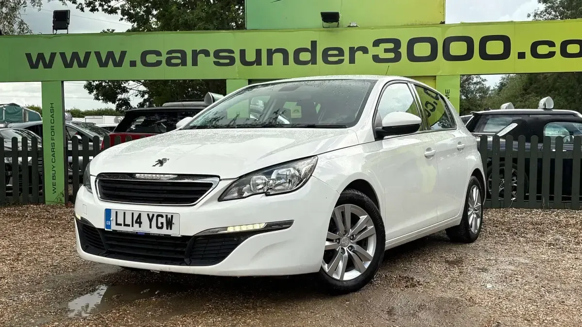 Used Peugeot 308 Active 2014 White Hatchback