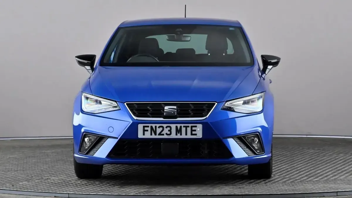 Used Seat Ibiza FR 95 HP (69 kW) 2023 Blue Hatchback