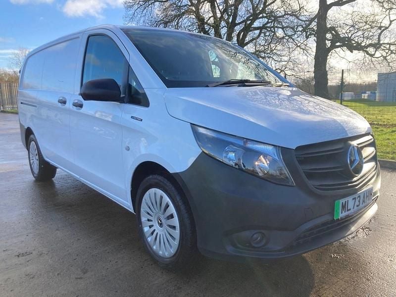 Used Mercedes e-Vito Progressive 85 kW (116 HP) 2023 White MPV