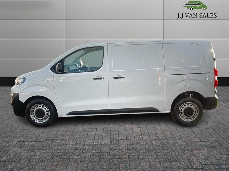 Used Peugeot Expert Premium 2023 White Van