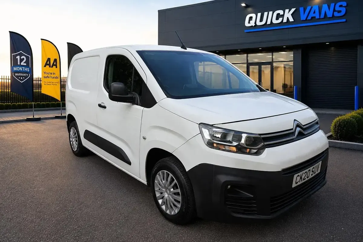 Used Citroën Berlingo Start 75 HP (55 kW) 2020 White MPV