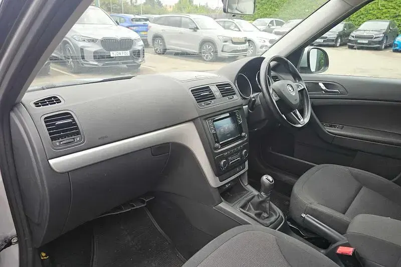 Used Skoda Yeti SE 2015 Silver SUV