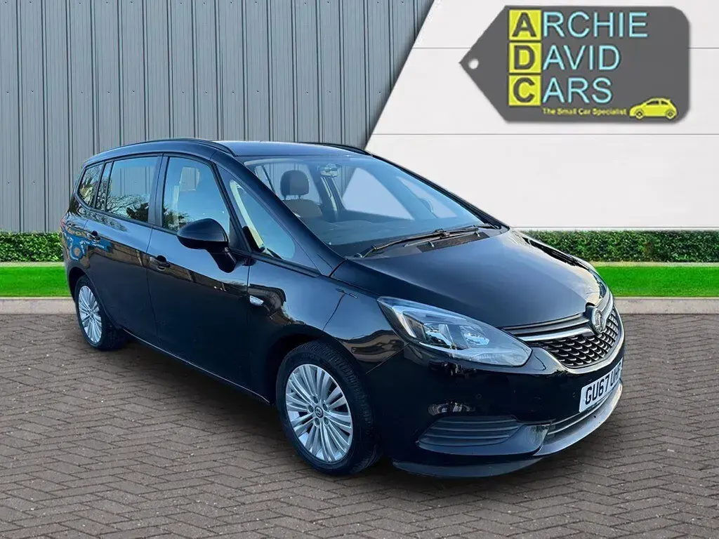 Used Vauxhall Zafira Design Edition 140 HP (102 kW) 2017 Black MPV