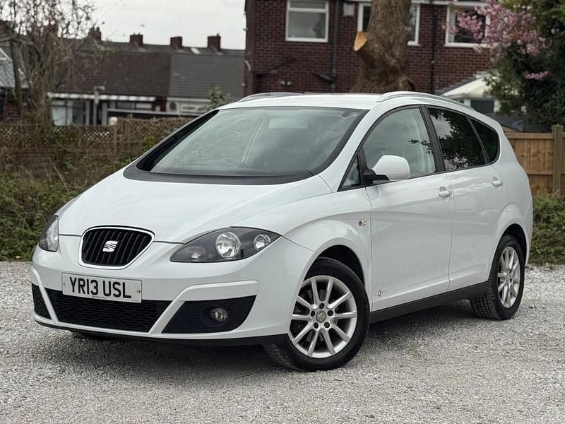 Used Seat Altea XL Copa 105 HP (77 kW) 2013 White MPV
