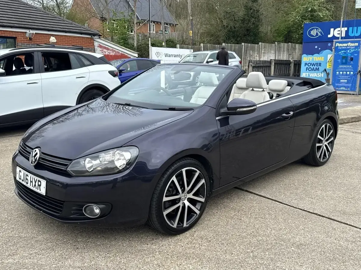 Usado VW Golf Cabriolet GT 2016 Roxo Cabrios