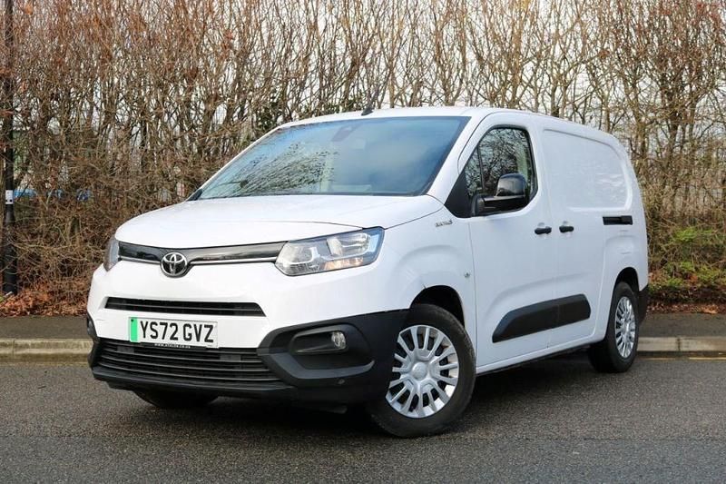 Used Toyota Proace 2022 White MPV