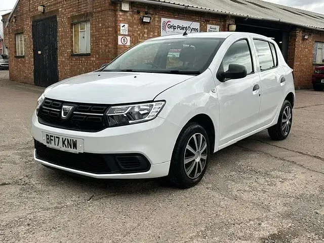 Used Dacia Sandero Ambiance 2017 White Hatchback