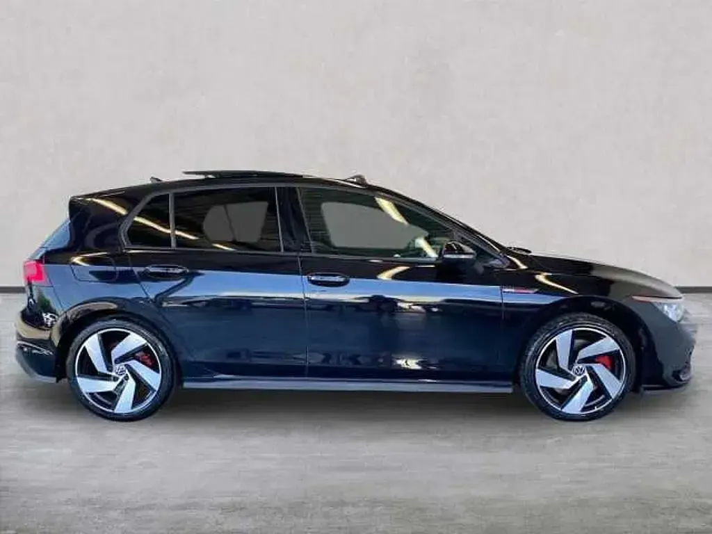 Used VW Golf VIII GTI 245 HP (180 kW) 2021 Black Hatchback
