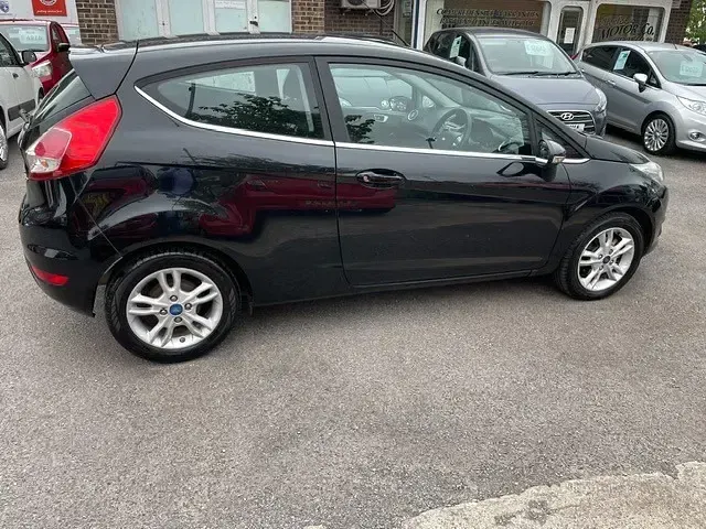 Used Ford Fiesta Zetec 2016 Black Hatchback