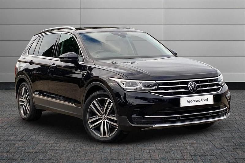 Black Used 2022 VW Tiguan Elegance SUV | £21,497 (Fair price) - Image 1/3