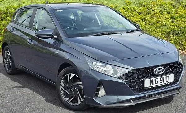 Used Hyundai i20 SE 100 HP (73 kW) 2023 Grey Hatchback