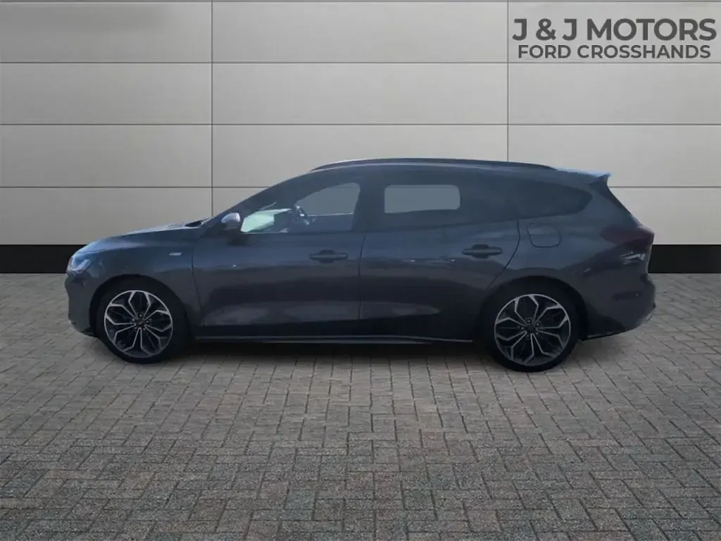 Used Ford Focus ST-Line X 155 HP (114 kW) 2024 Grey Estate