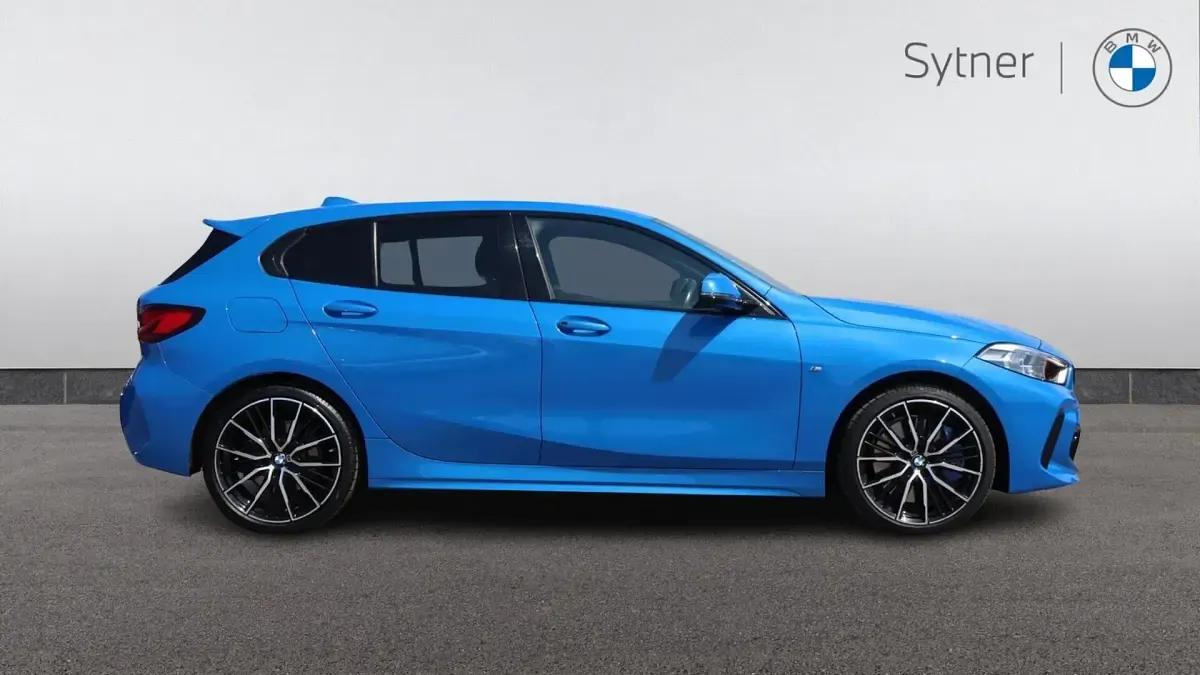 Used BMW 118 M Sport 134 HP (98 kW) 2022 Blue
