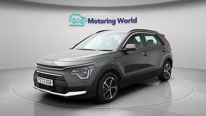 Used Kia Niro 180 HP (132 kW) 2023 Grey SUV