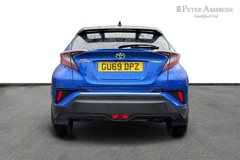 Used Toyota C-HR 120 HP (88 kW) 2019 Blue SUV