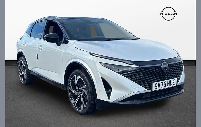 White New 2025 Nissan Qashqai Tekna+ SUV | £37,500 - Image 1/4