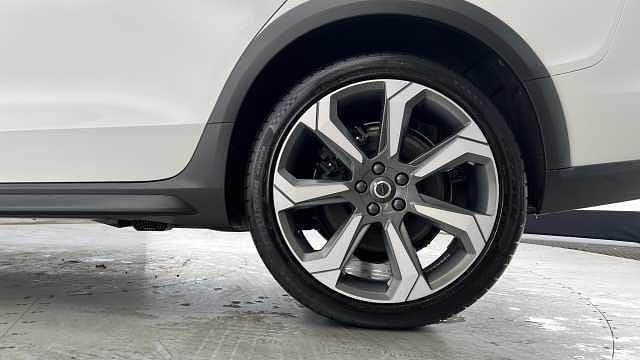 Usado Volvo V60 CC 247 HP (181 kW) 2022 Carrinha