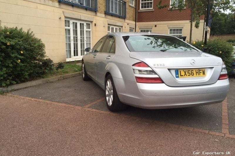 Used Mercedes S320 235 HP (172 kW) 2006 Sedan