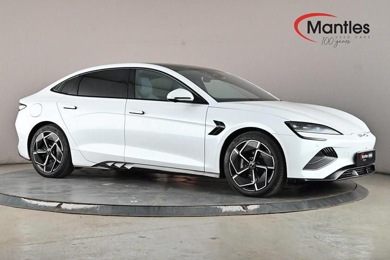 Used BYD Seal 389 kW (530 HP) 2025 White Sedan