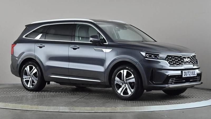 Grey Used 2022 Kia Sorento 3 SUV | £28,477 (Fair price) - Image 1/4