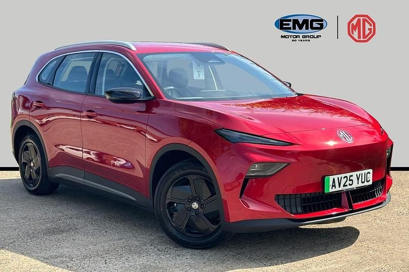 Dynamic red New 2025 MG MG5 EV SE Estate | £21,499 - Image 1/3