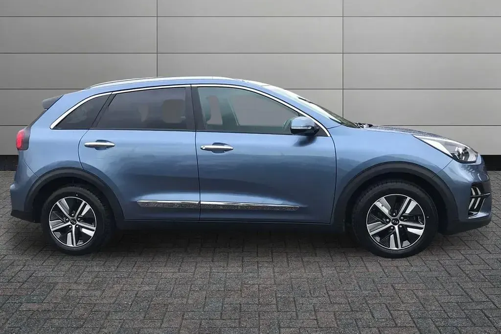 Used Kia Niro 2020 Blue SUV