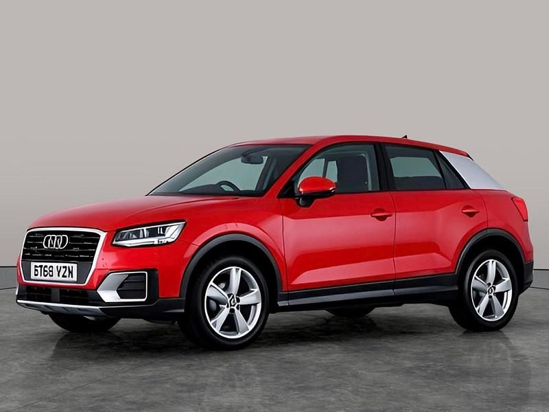 Used Audi Q2 Sport 116 HP (85 kW) 2018 Red SUV