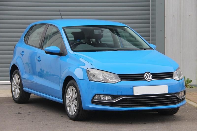 Used VW Polo SE 2015 Blue Hatchback
