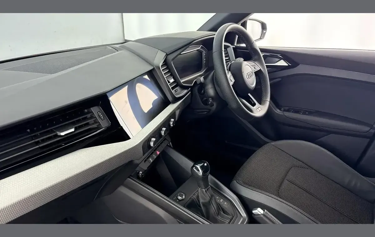 Used Audi A1 S-Line 94 HP (69 kW) 2025 Black SUV