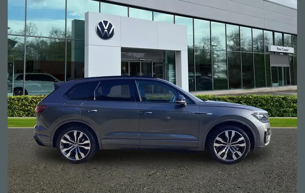 Used VW Touareg Black Edition 286 HP (210 kW) 2023 Grey SUV