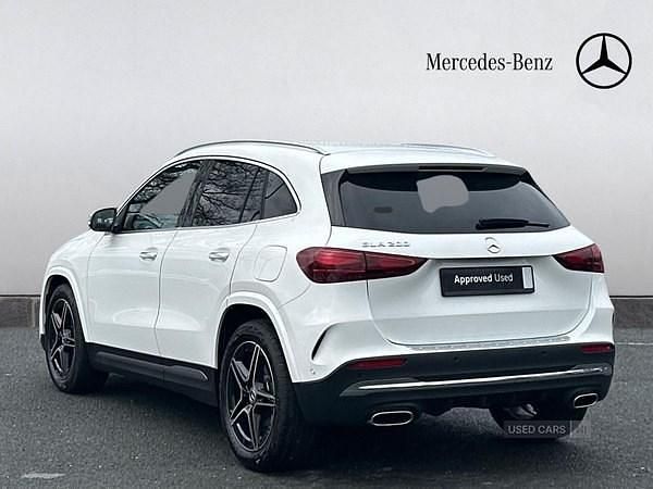 New Mercedes GLA200 Executive 163 HP (119 kW) 2025 White SUV