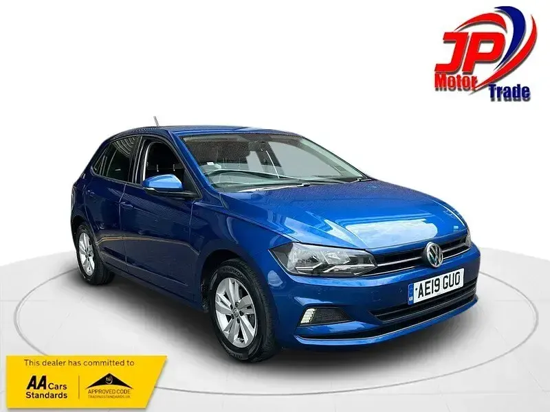 Used VW Polo SE 80 HP (58 kW) 2019 Blue Hatchback