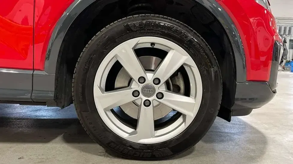 Used Audi Q2 Sport 150 HP (110 kW) 2018 Red SUV