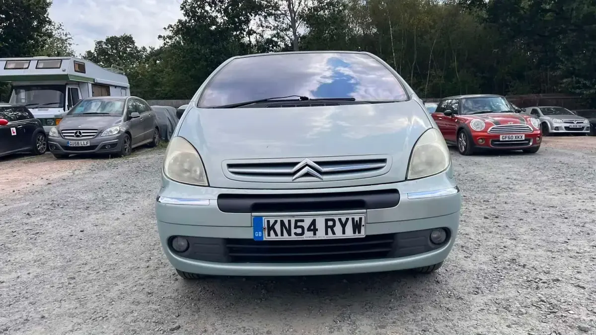 Used Citroën Xsara Picasso 117 HP (86 kW) 2004 Green MPV