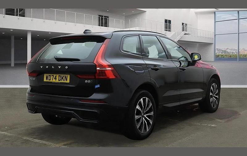 Used Volvo XC60 Plus 250 HP (183 kW) 2024 Onyx black SUV