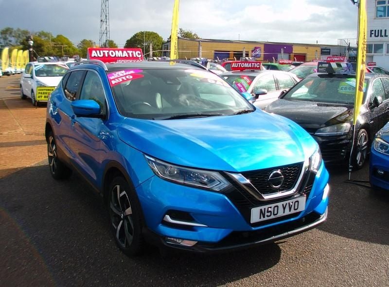Blue Used 2021 Nissan Qashqai N-Motion SUV | £16,995 (Good price) - Image 1/4