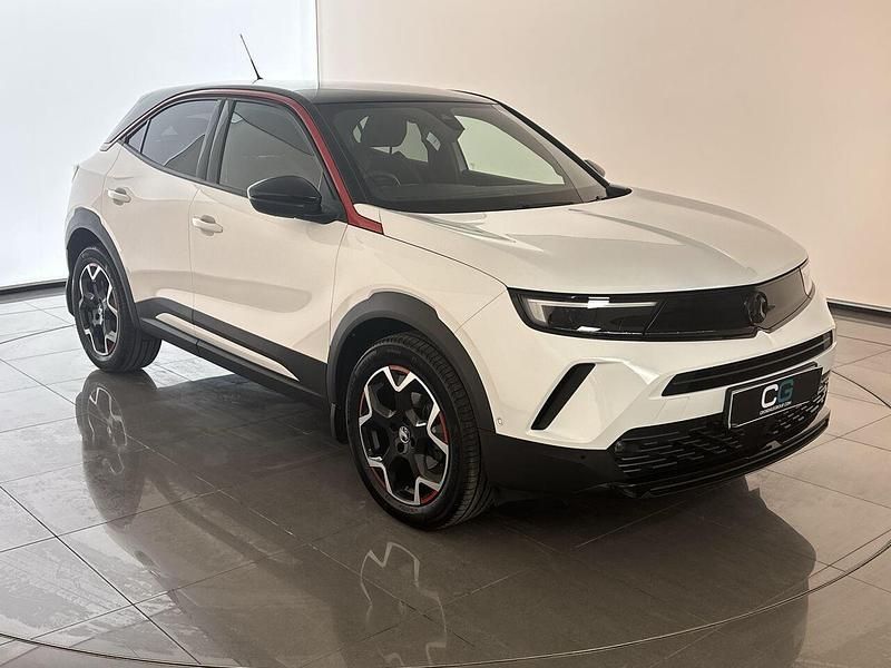 Used Vauxhall Mokka SRi 128 HP (94 kW) 2021 White SUV