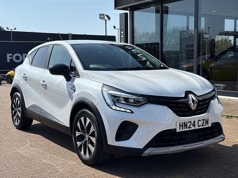 Used Renault Captur Evolution 91 HP (66 kW) 2024 White  SUV