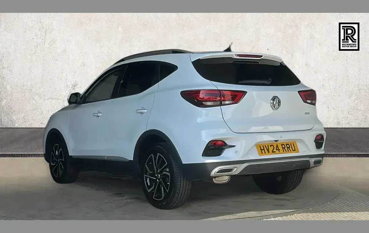 Used MG ZS Exclusive 109 HP (80 kW) 2024 White SUV