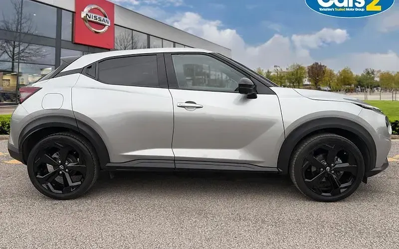 Used Nissan Juke Tekna 114 HP (83 kW) 2025 Silver SUV