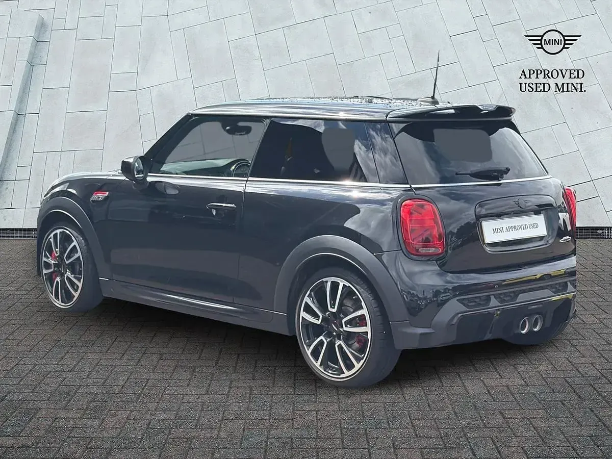 Used Mini John Cooper Works Hatch 228 HP (167 kW) 2024 Black Hatchback