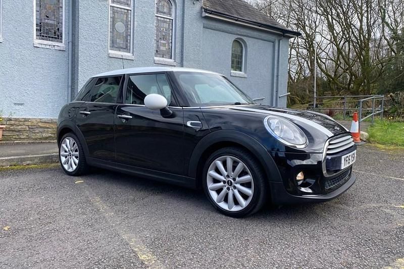 Used Mini Cooper D Hatch 2015 Black Hatchback