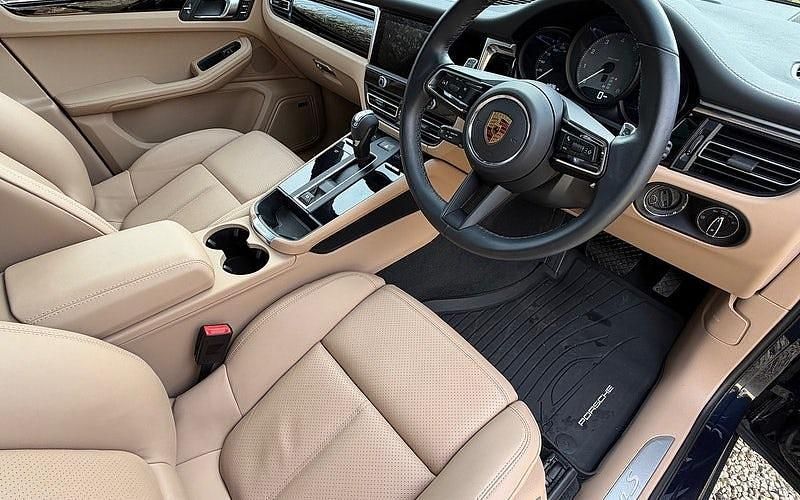 Used Porsche Macan S 379 HP (278 kW) 2025 SUV