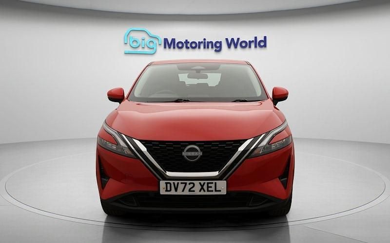 Used Nissan Qashqai Acenta Premium 158 HP (116 kW) 2022 Red SUV
