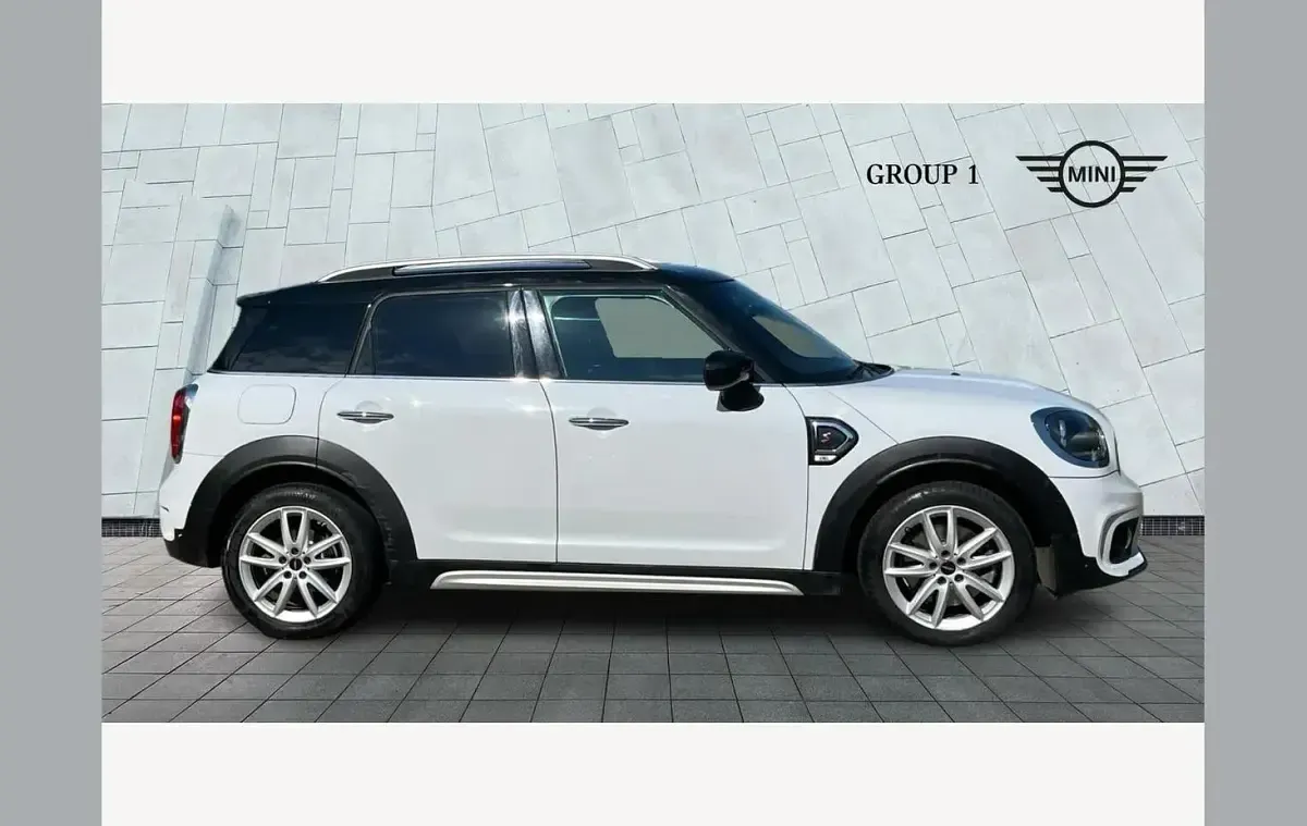 Used Mini Cooper S Countryman Sport 192 HP (141 kW) 2019 White SUV